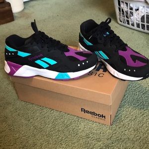Reebok aztrek men size 8.5
